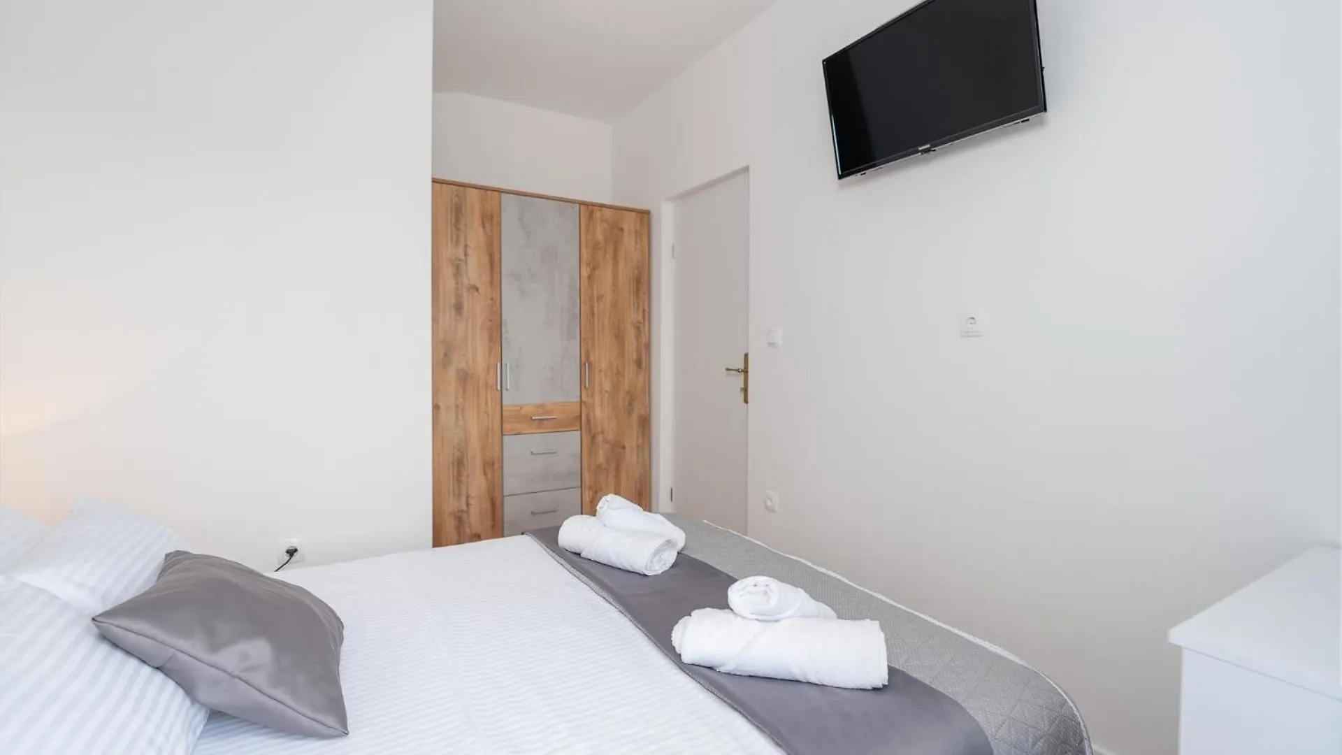 Holiday Home Daleo زادار