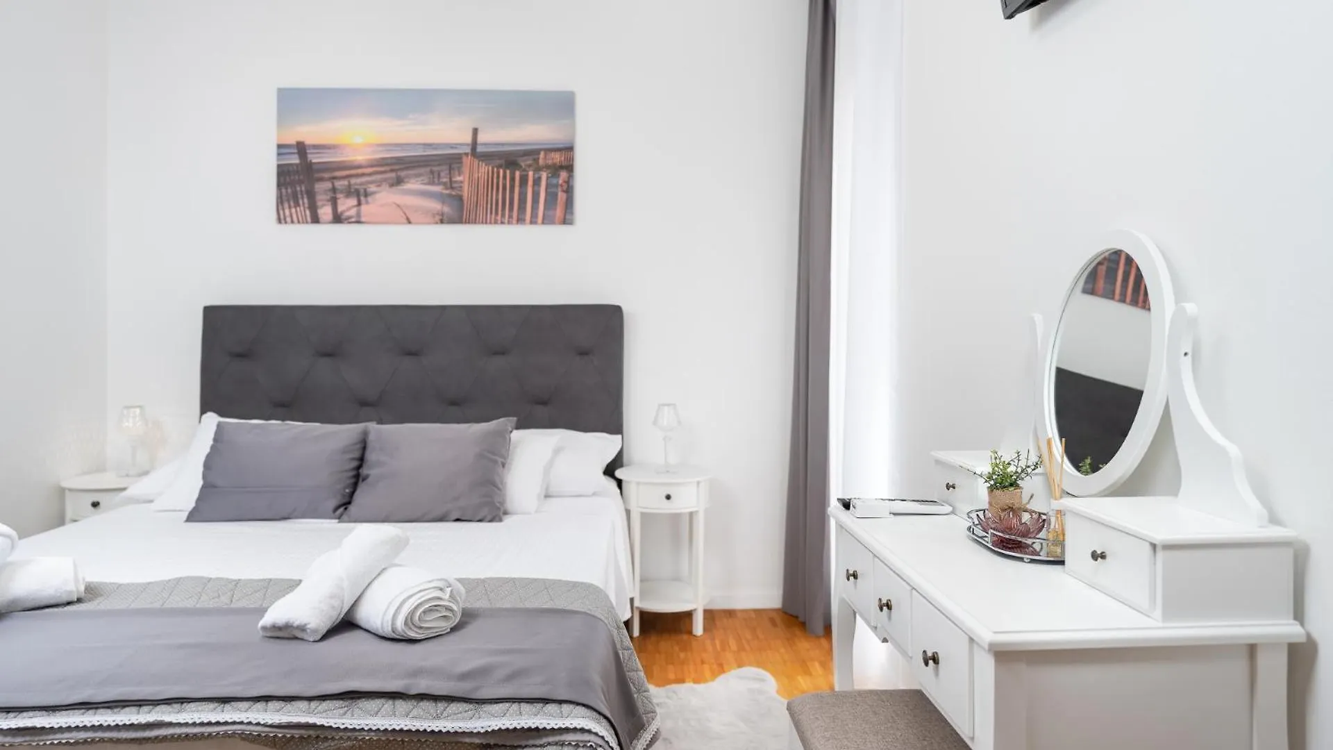 Holiday Home Daleo زادار 0*,